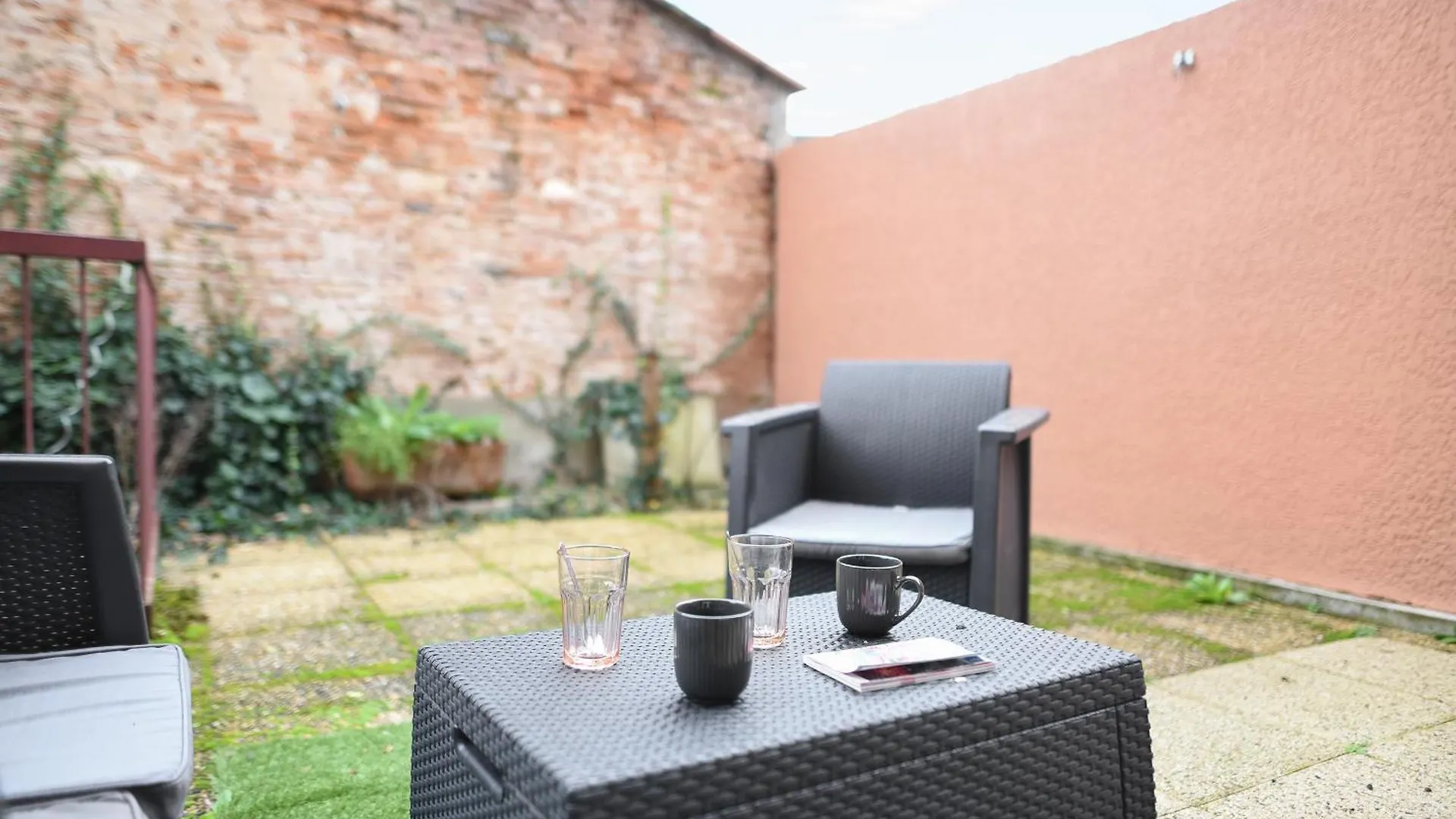 T2 Hyper Centre Avec Terrasse Et Parking Gratuit Lejlighed Toulouse Frankrig
